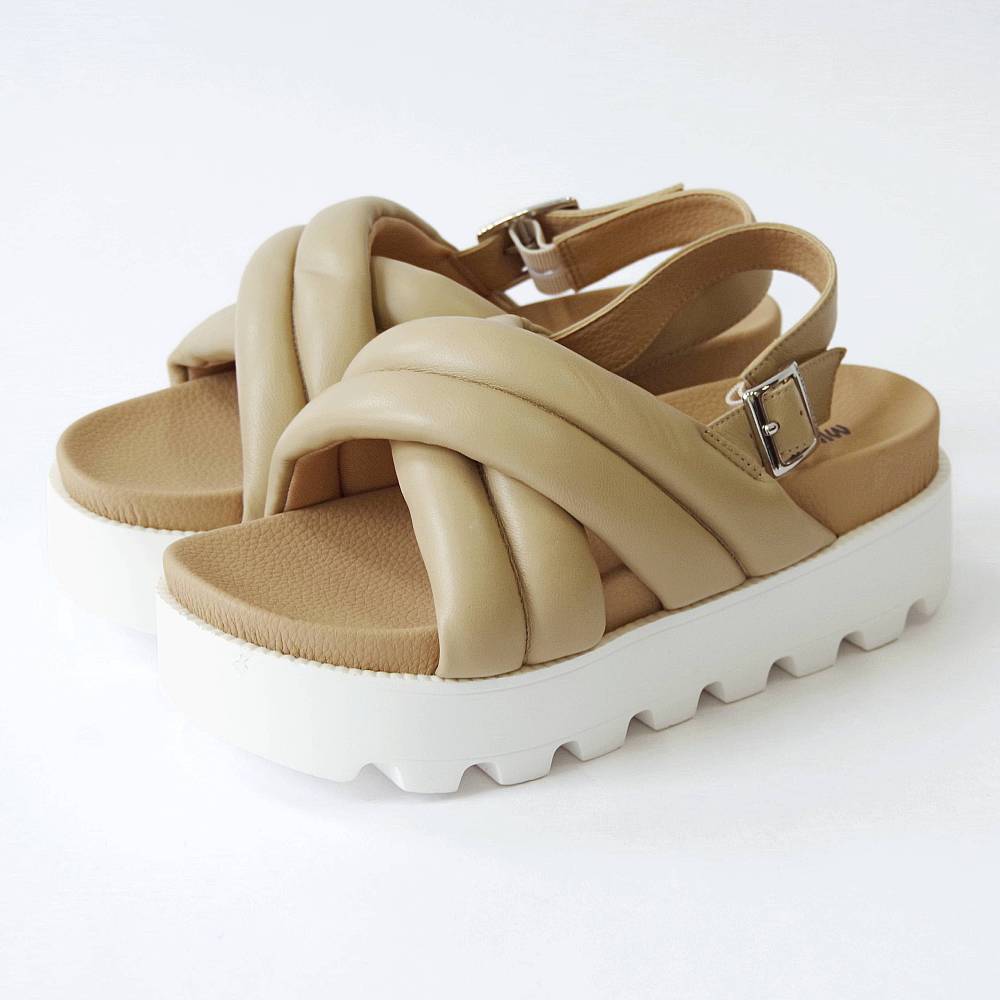 【ミネトンカ MINNETONKA】正規販売代理店 正規品 クロスベルトパデッドサンダル【23M03】