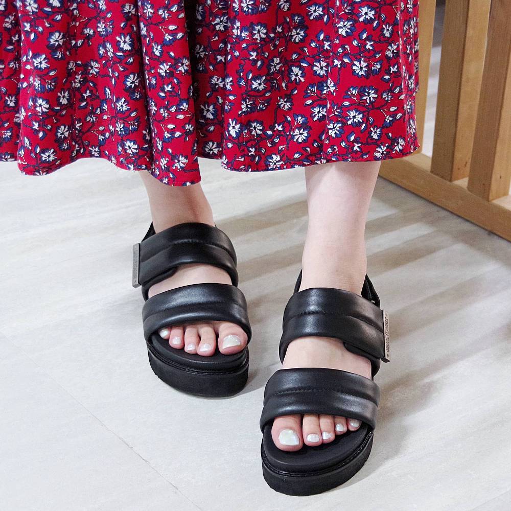 【特典付き】【MINNETONKA ミネトンカ】正規販売代理店 正規品 【25M02】 プラットフォームパフィストラップサンダル