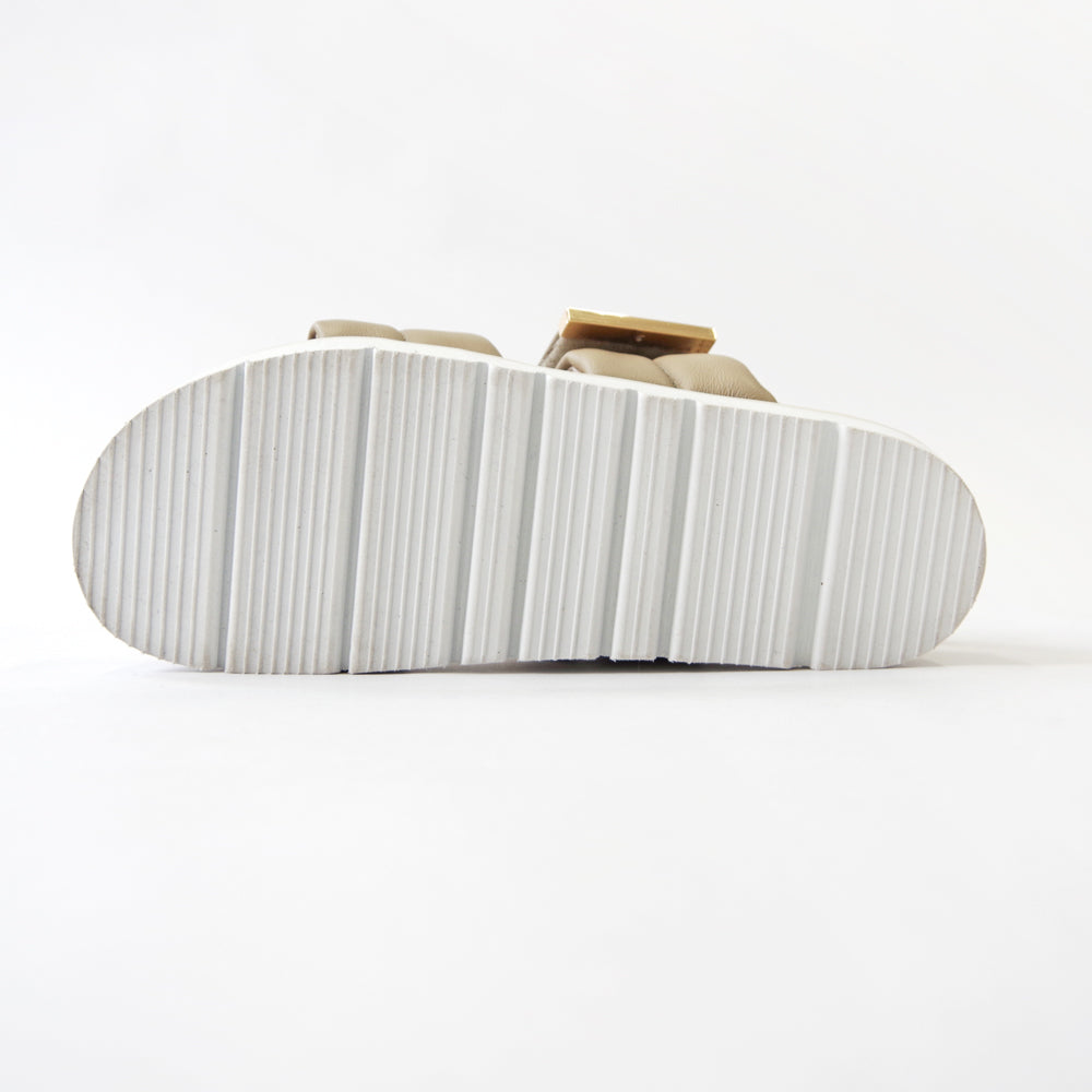 【特典付き】【MINNETONKA ミネトンカ】正規販売代理店 正規品 【25M02】 プラットフォームパフィストラップサンダル