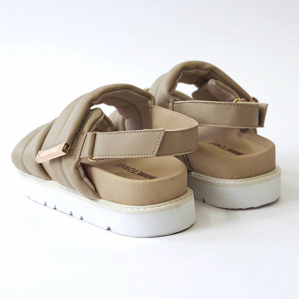 【特典付き】【MINNETONKA ミネトンカ】正規販売代理店 正規品 【25M02】 プラットフォームパフィストラップサンダル