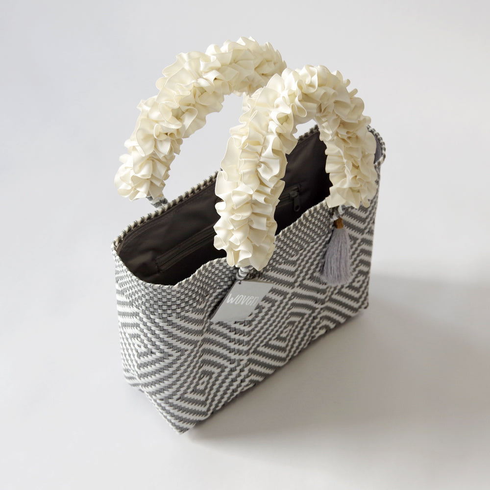 【WOVEN ウーヴン】フリルハンドルカバー【FRILL HANDLE COVER】