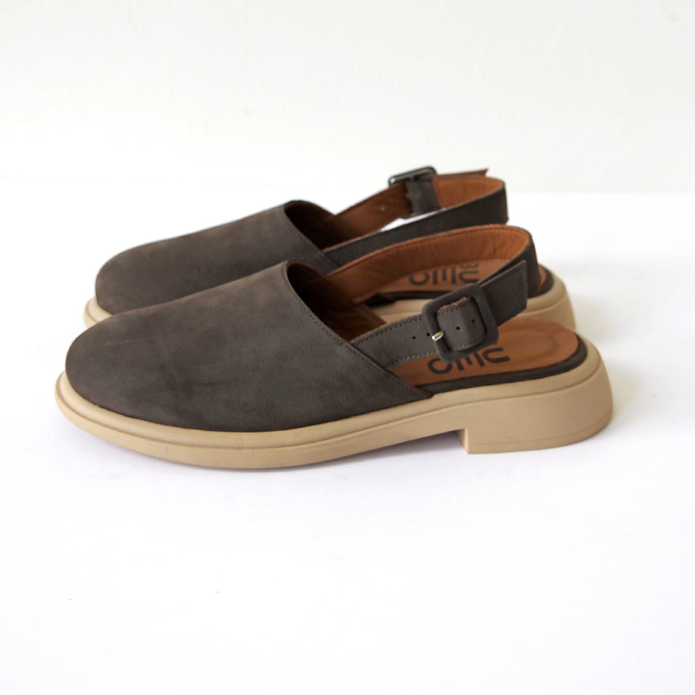 【BUENO SHOES ブエノシューズ】 サボサンダル 【Y8704】 トルコ製 クロッグサンダル ラウンドトゥ つっかけ