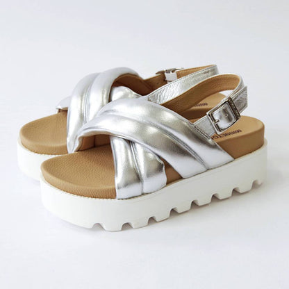 【ミネトンカ MINNETONKA】正規販売代理店 正規品 クロスベルトパデッドサンダル【23M03】