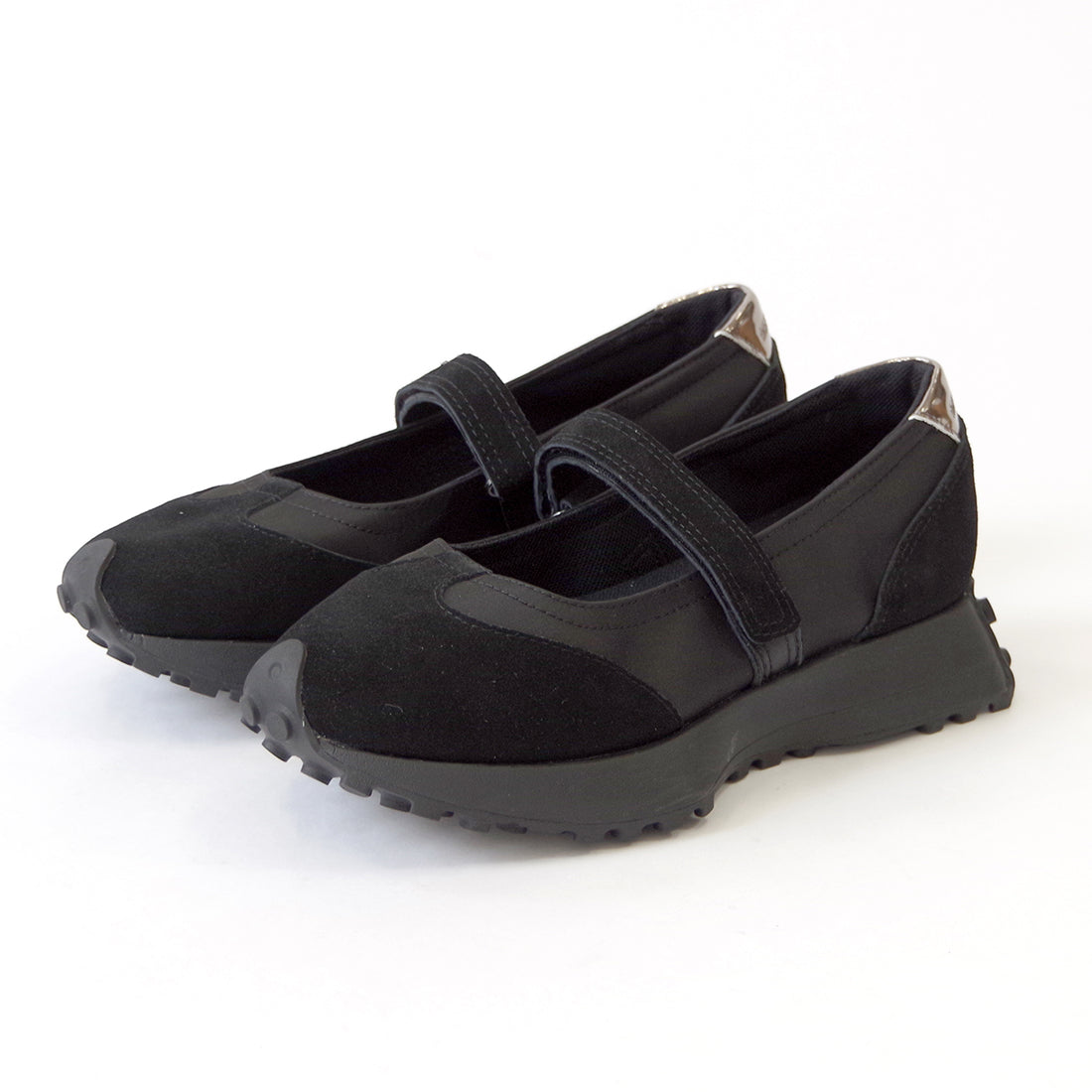 【MINNETONKA ミネトンカ】正規販売代理店 正規品 【25M06】 メリージェーンスニーカー