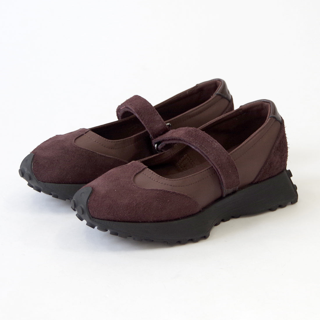【MINNETONKA ミネトンカ】正規販売代理店 正規品 【25M06】 メリージェーンスニーカー