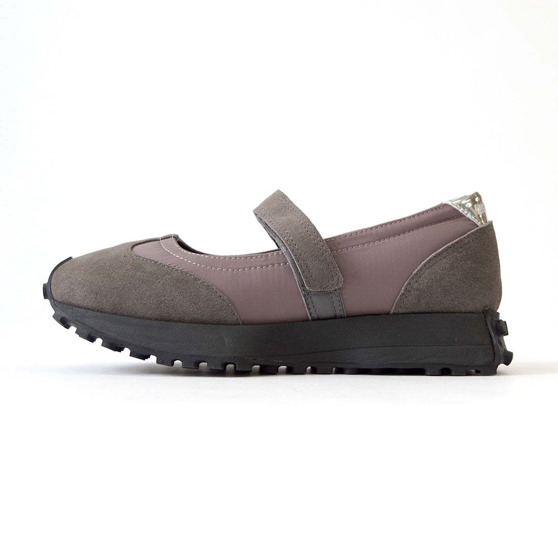 【MINNETONKA ミネトンカ】正規販売代理店 正規品 【25M06】 メリージェーンスニーカー