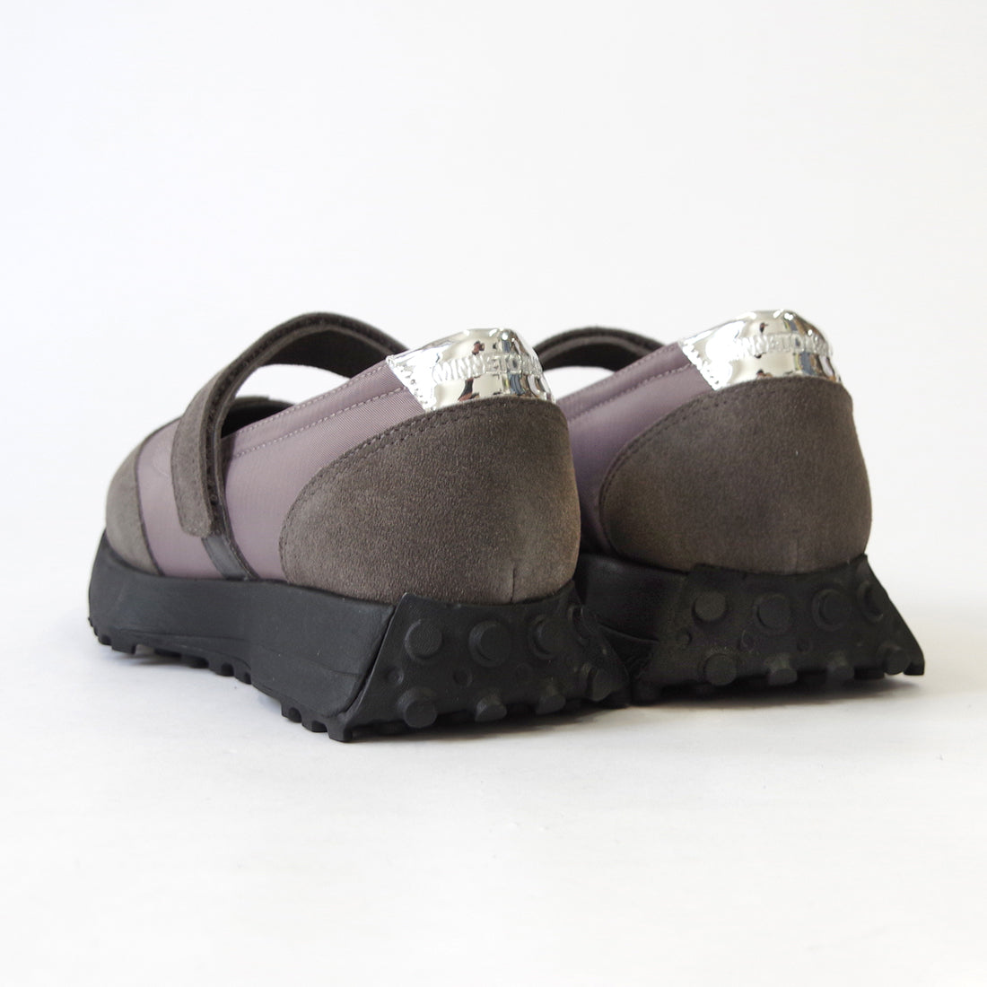 【MINNETONKA ミネトンカ】正規販売代理店 正規品 【25M06】 メリージェーンスニーカー
