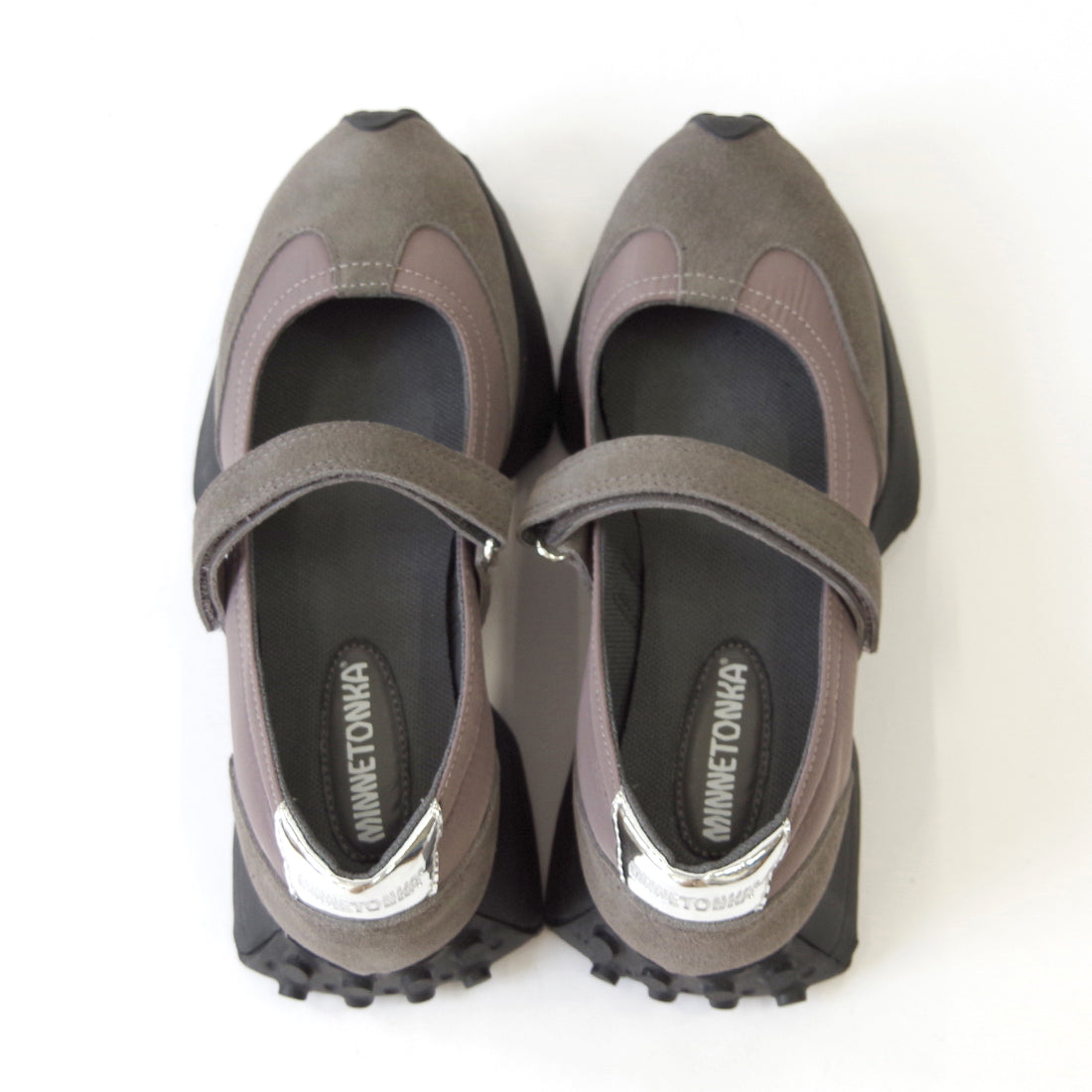 【MINNETONKA ミネトンカ】正規販売代理店 正規品 【25M06】 メリージェーンスニーカー