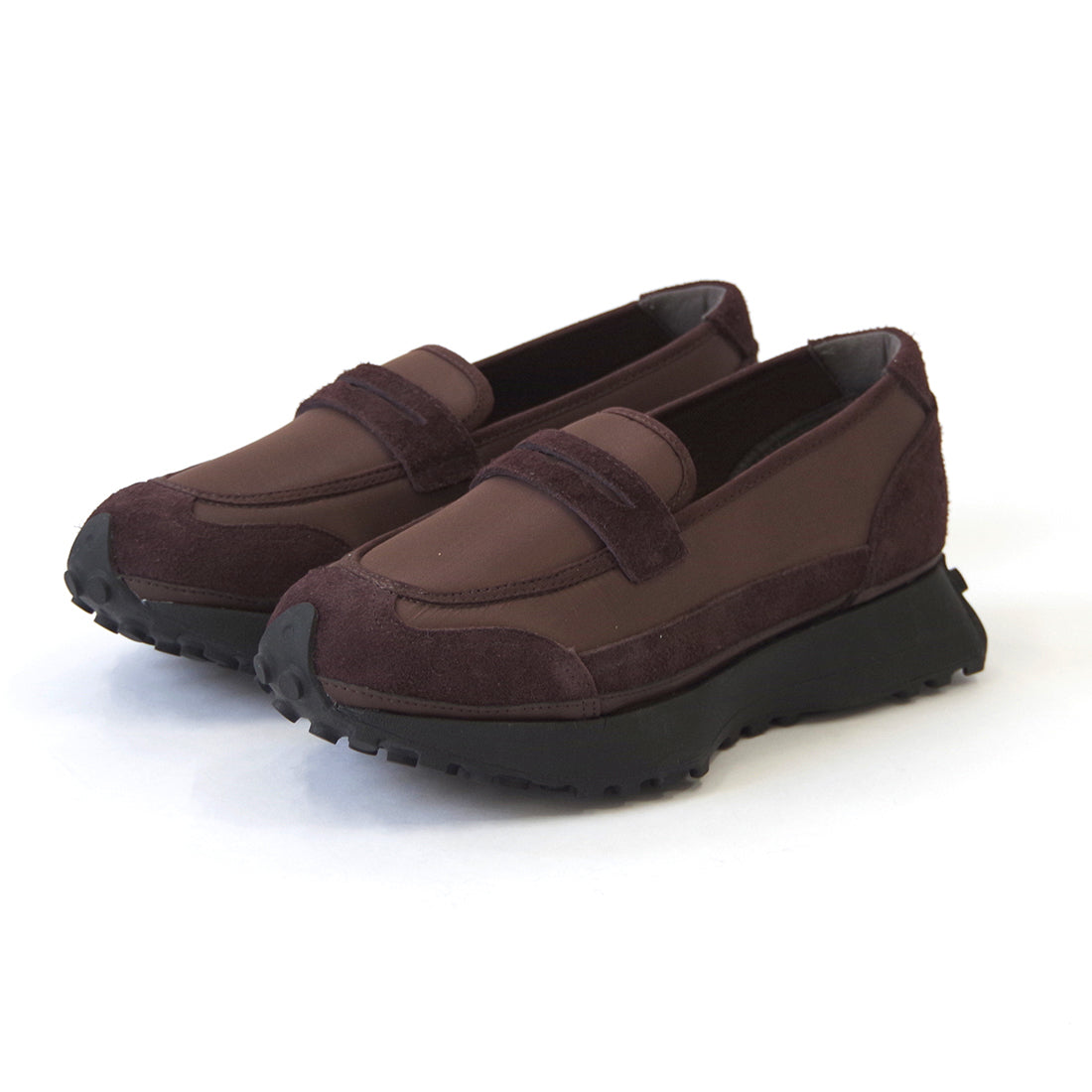 【MINNETONKA ミネトンカ】正規販売代理店 正規品 【26M02】 ナイロンローファースニーカー