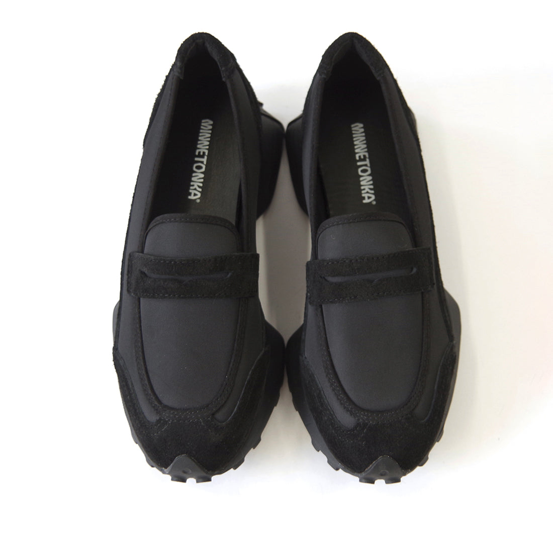 【MINNETONKA ミネトンカ】正規販売代理店 正規品 【26M02】 ナイロンローファースニーカー