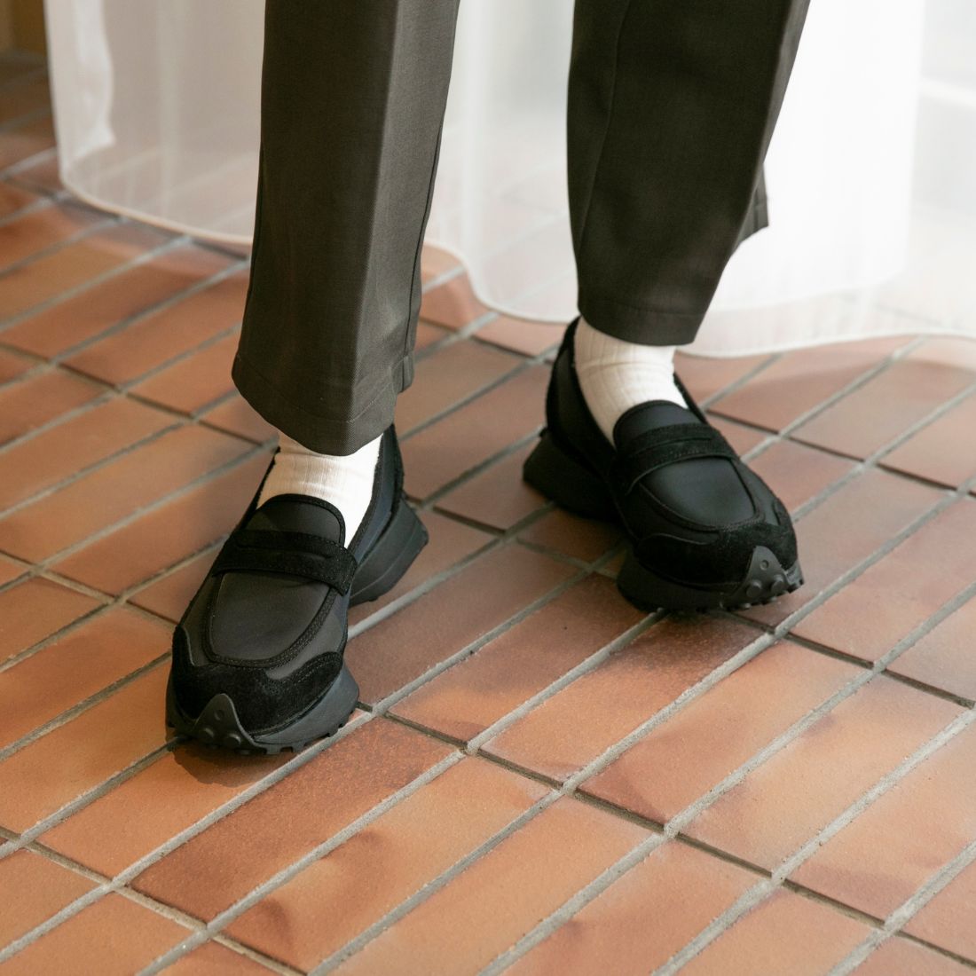 【MINNETONKA ミネトンカ】正規販売代理店 正規品 【26M02】 ナイロンローファースニーカー