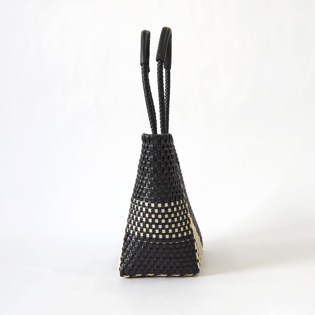 WOVEN ウーヴン Everyday Tote エブリデイトート メルカドバッグ 旅行 レジャー 夏コーデ デイリー使い 軽量 裏地付き
