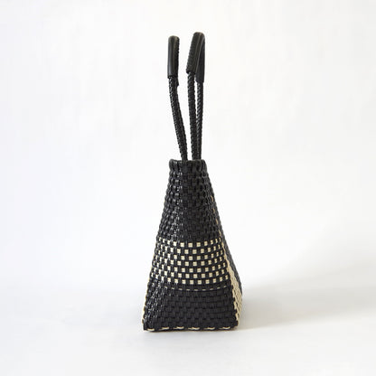 WOVEN ウーヴン Everyday Tote エブリデイトート メルカドバッグ 旅行 レジャー 夏コーデ デイリー使い 軽量 裏地付き