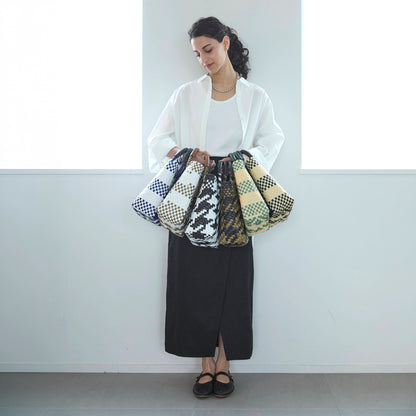 【WOVEN ウーヴン】Mini Tote ミニトート メルカドバッグ レディース かごバッグ 編み込みバッグ メキシコ製 プラカゴバッグ タッセル付き レザーハンドル 千鳥格子 チェック柄