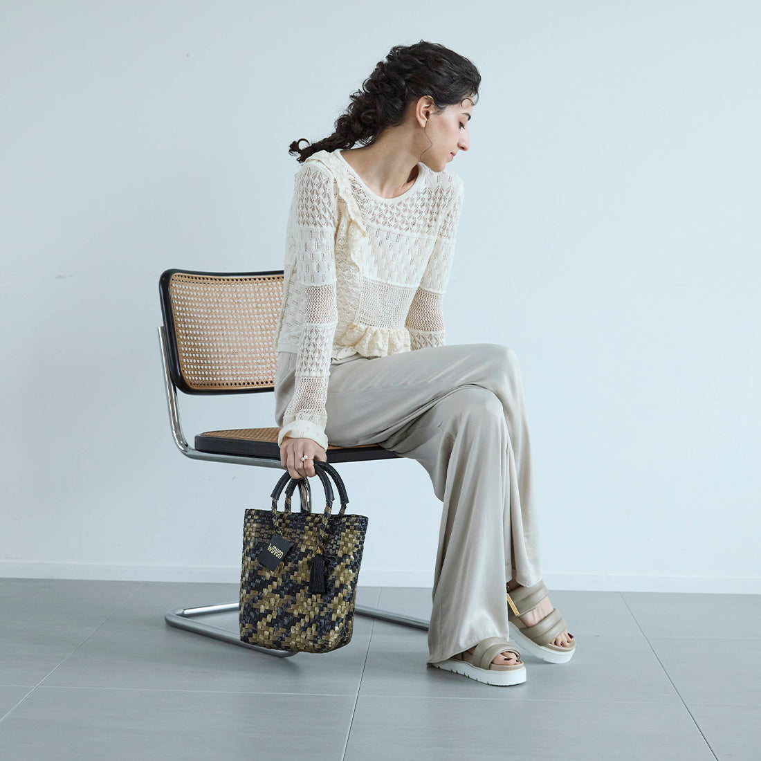 【WOVEN ウーヴン】Mini Tote ミニトート メルカドバッグ レディース かごバッグ 編み込みバッグ メキシコ製 プラカゴバッグ タッセル付き レザーハンドル 千鳥格子 チェック柄