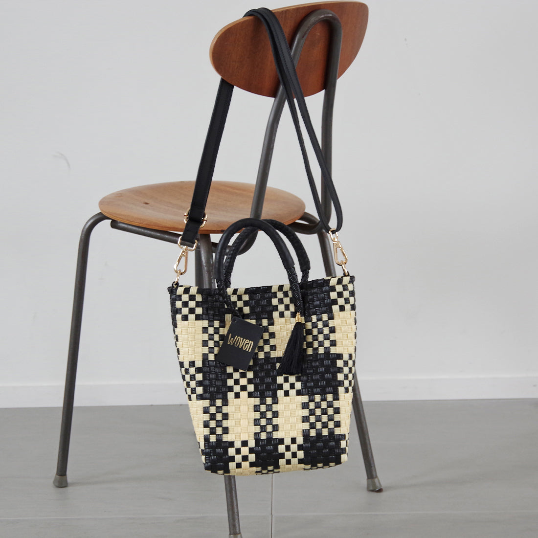 【WOVEN ウーヴン】Mini Shoulder Tote ミニショルダートート メルカドバッグ 旅行 レジャー 夏コーデ デイリー使い 軽量 裏地付き ミニバッグ 肩掛け 斜め掛け