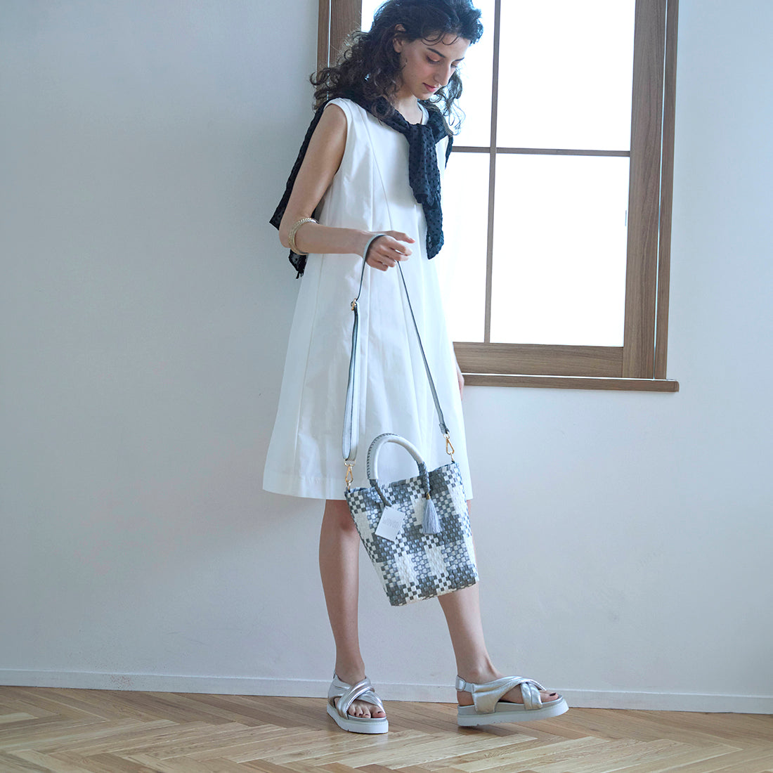 【WOVEN ウーヴン】Mini Shoulder Tote ミニショルダートート メルカドバッグ 旅行 レジャー 夏コーデ デイリー使い 軽量 裏地付き ミニバッグ 肩掛け 斜め掛け
