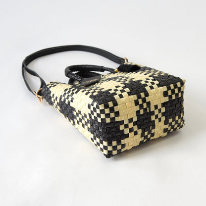 【WOVEN ウーヴン】Mini Shoulder Tote ミニショルダートート メルカドバッグ 旅行 レジャー 夏コーデ デイリー使い 軽量 裏地付き ミニバッグ 肩掛け 斜め掛け
