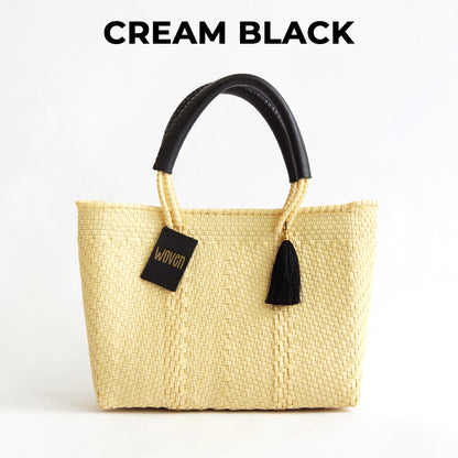 WOVEN ウーヴン Small Tote スモールトート 無地 単色 メルカドバッグ マルシェバッグ 旅行 レジャー 夏コーデ デイリー使い 軽量 裏地付き A5対応 トートバッグ レザーハンドル