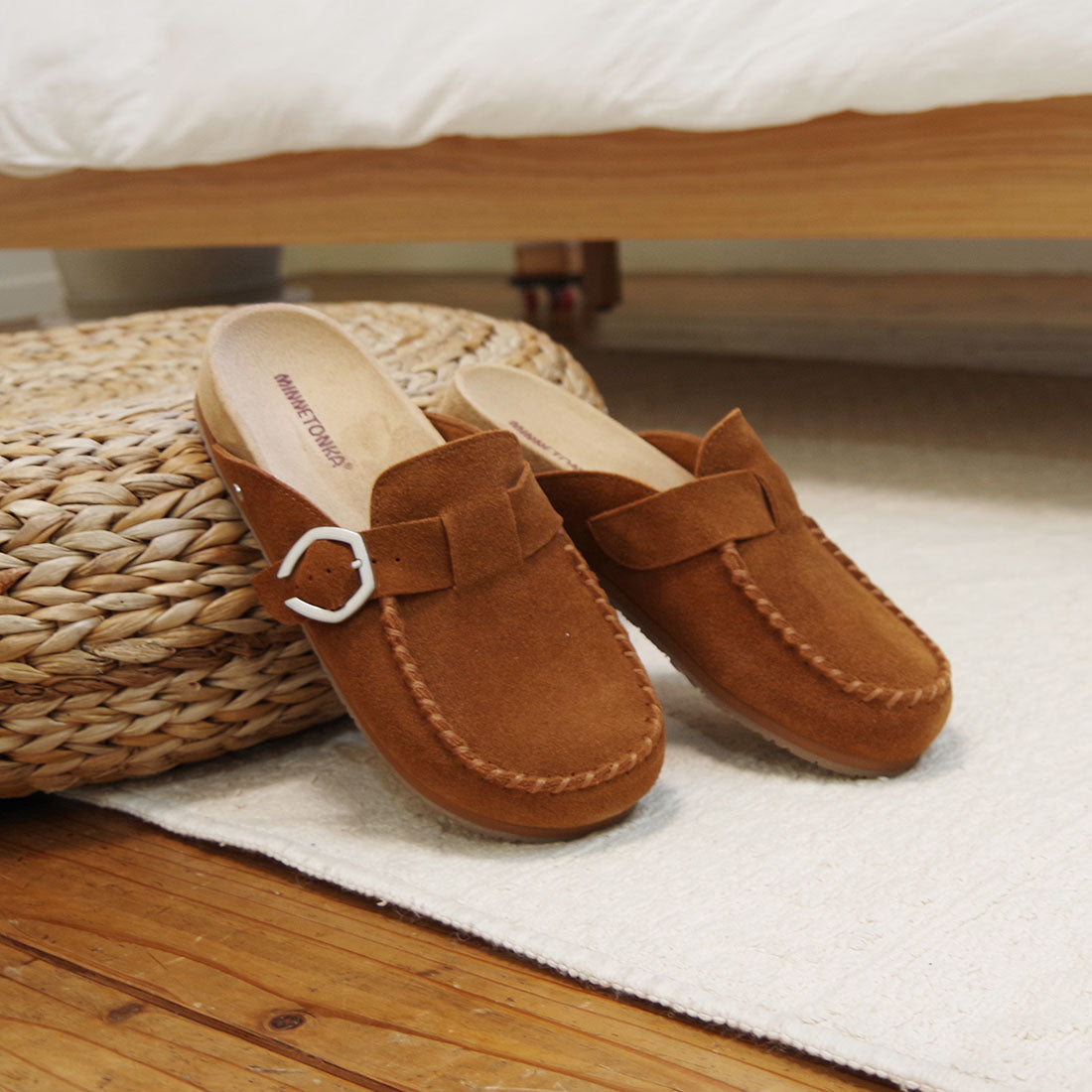【MINNETONKA ミネトンカ】正規販売代理店 正規品 【BUCKLE CLOG】バックルクロッグ
