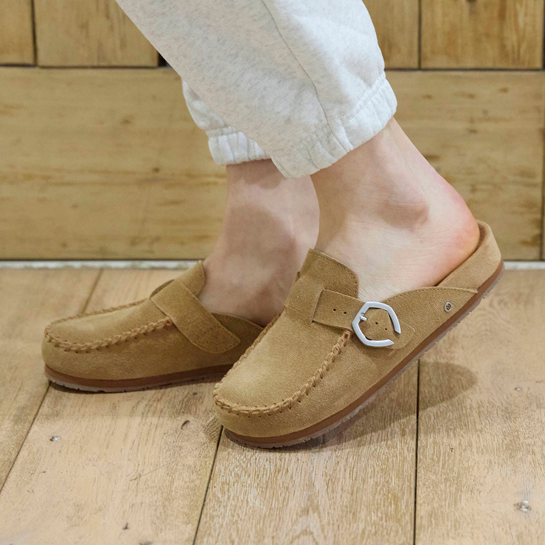 【MINNETONKA ミネトンカ】正規販売代理店 正規品 【BUCKLE CLOG】バックルクロッグ