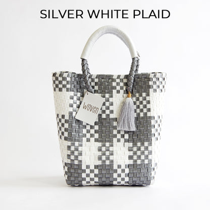 【WOVEN ウーヴン】Mini Tote ミニトート メルカドバッグ レディース かごバッグ 編み込みバッグ メキシコ製 プラカゴバッグ タッセル付き レザーハンドル 千鳥格子 チェック柄