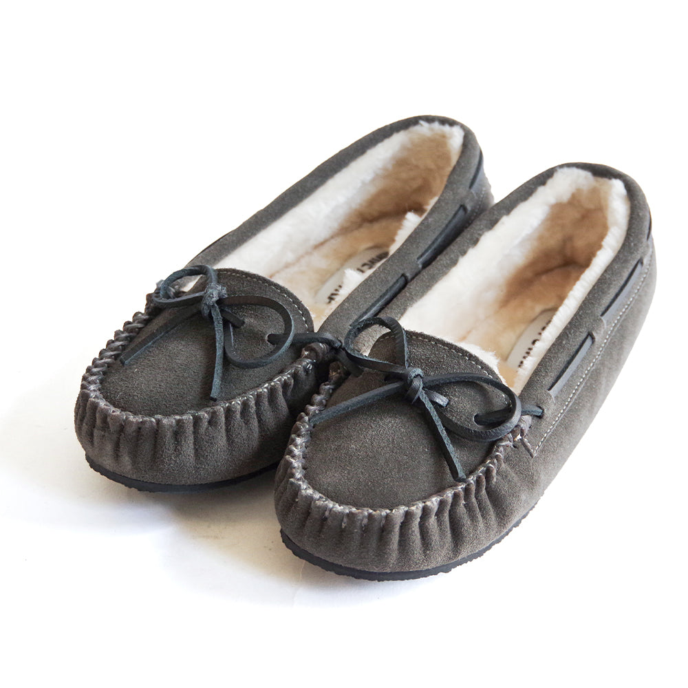 【ミネトンカ MINNETONKA】 正規販売代理店 正規品 キャリースリッパ 【CALLY SLIPPER】 モカシン