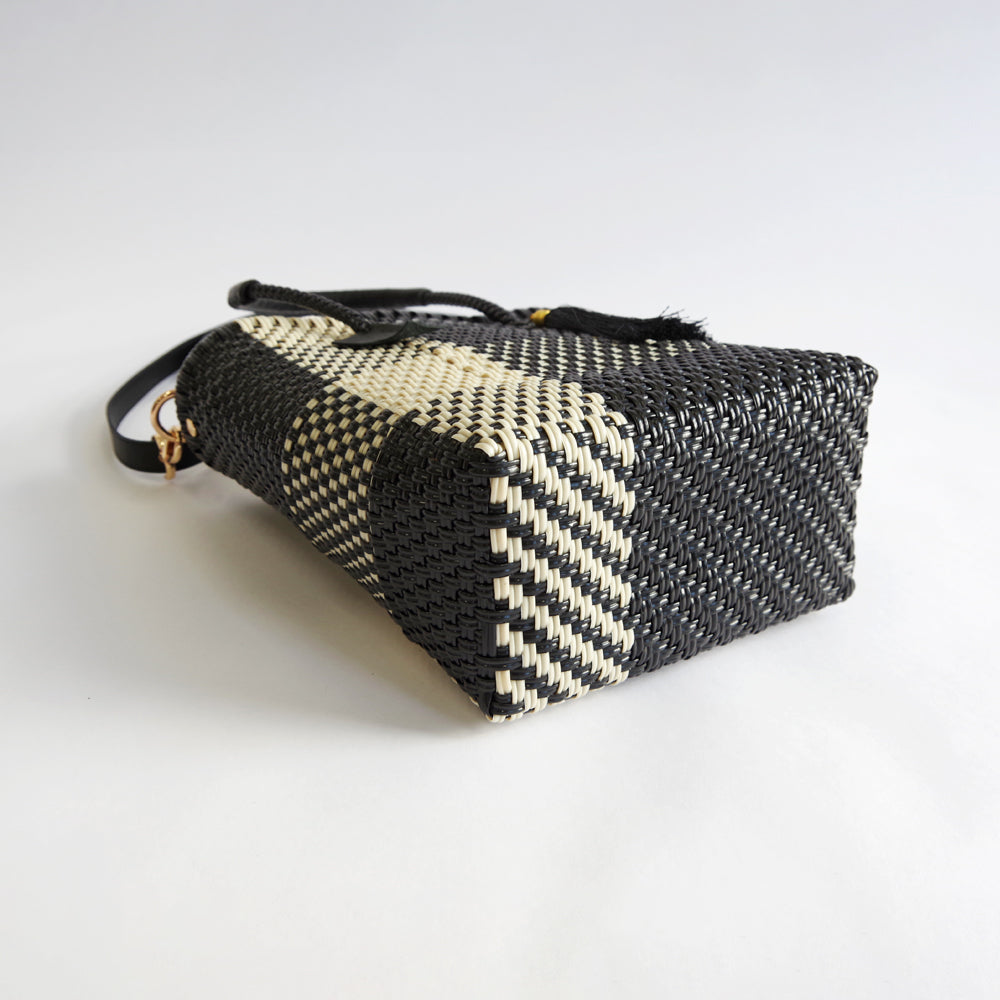 【WOVEN ウーヴン】メルカドバッグ ミニショルダートート【MERCADO BAG MINI SHOULDER TOTE】 メキシコ製 カゴバッグ ショルダーバッグ