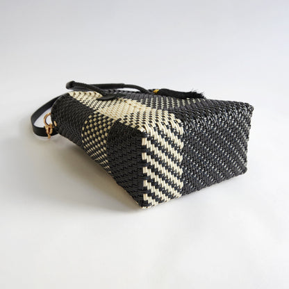 【WOVEN ウーヴン】メルカドバッグ ミニショルダートート【MERCADO BAG MINI SHOULDER TOTE】 メキシコ製 カゴバッグ ショルダーバッグ