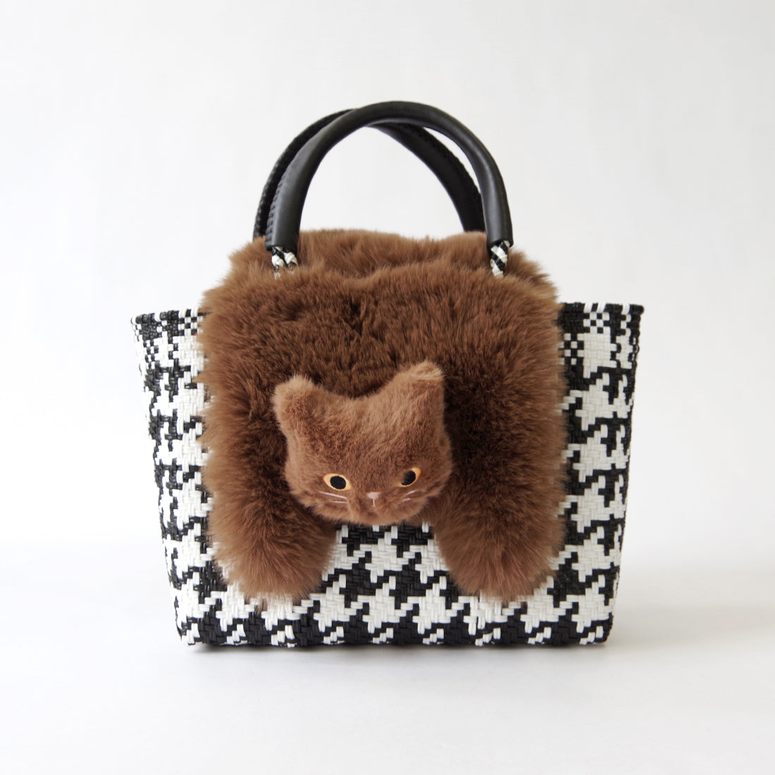 【売上の一部を寄付｜保護犬猫支援】WOVEN ウーヴン 【ECO FUR NEKO FLAP COVER】 エコファー猫フラップカバー かばん用アクセサリー ネコ 猫 ねこ 縦型