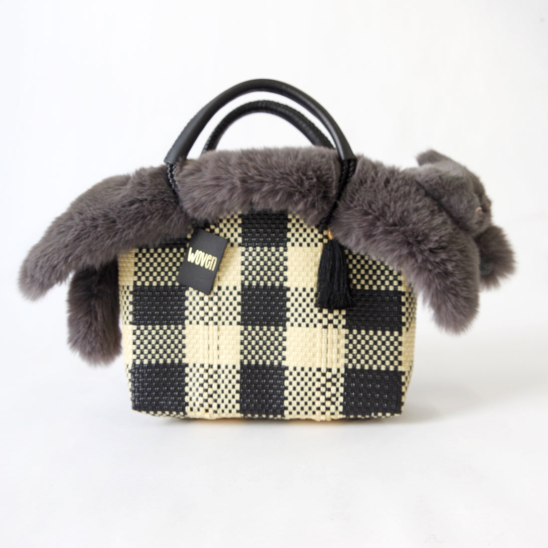 【売上の一部を寄付｜保護犬猫支援】WOVEN ウーヴン 【ECO FUR NEKO FLAP COVER】 エコファー猫フラップカバー かばん用アクセサリー ネコ 猫 ねこ 横型